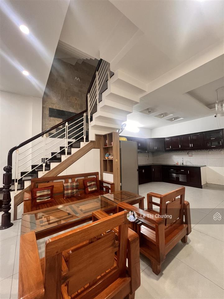 Bán nhà hoàng diệu quận 4, 100m², ngang 5m, ô tô trong, 3 tầng, sát quận 1, hiện hữu 28 tỷ tl