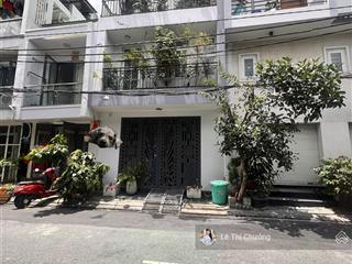 Căn hộ dịch vụ xe hơi quận 4, 113m2, 4 tầng, 4x28m2, dòng tiền 50 triệu, hiện hữu sát tôn tt, 15tỷ