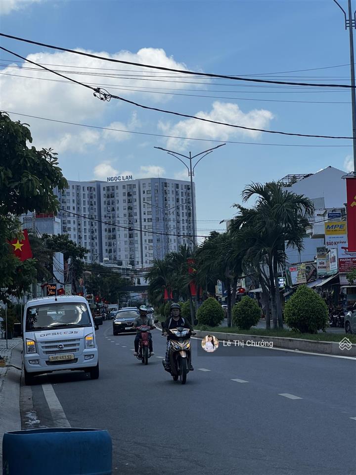 Mặt tiền đường huỳnh tấn phát, 4 tầng, 10 phòng, 180m2, đối diện kdc nam long, quận 7