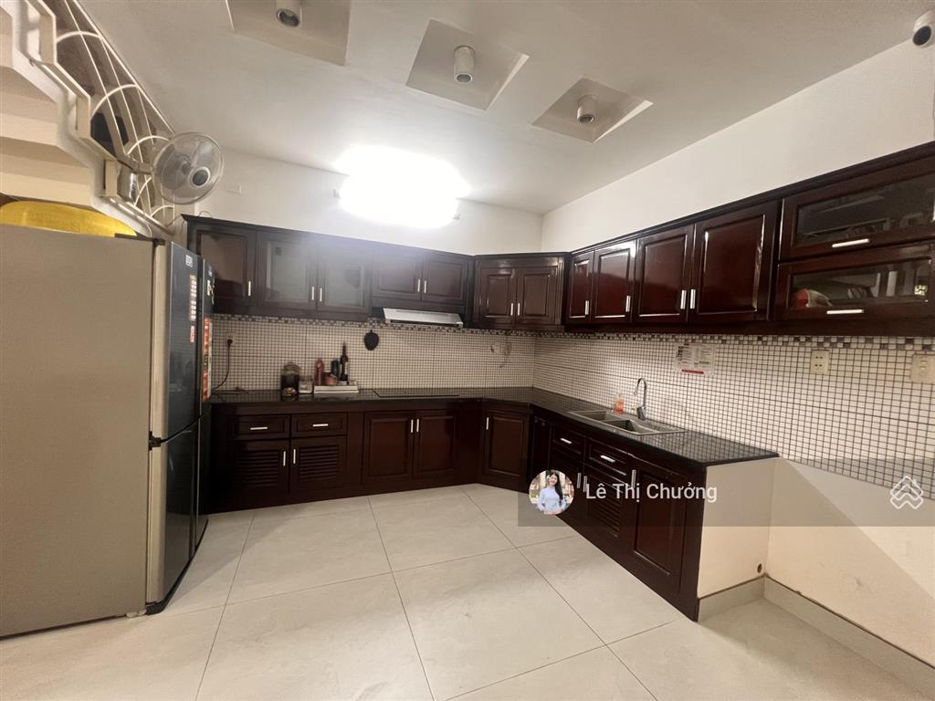Bán nhà quận 7, chỉ 75tr/1m2, 140m2, ngang 7m, 4 tầng, ngay chợ tân mỹ sát phú mỹ hưng