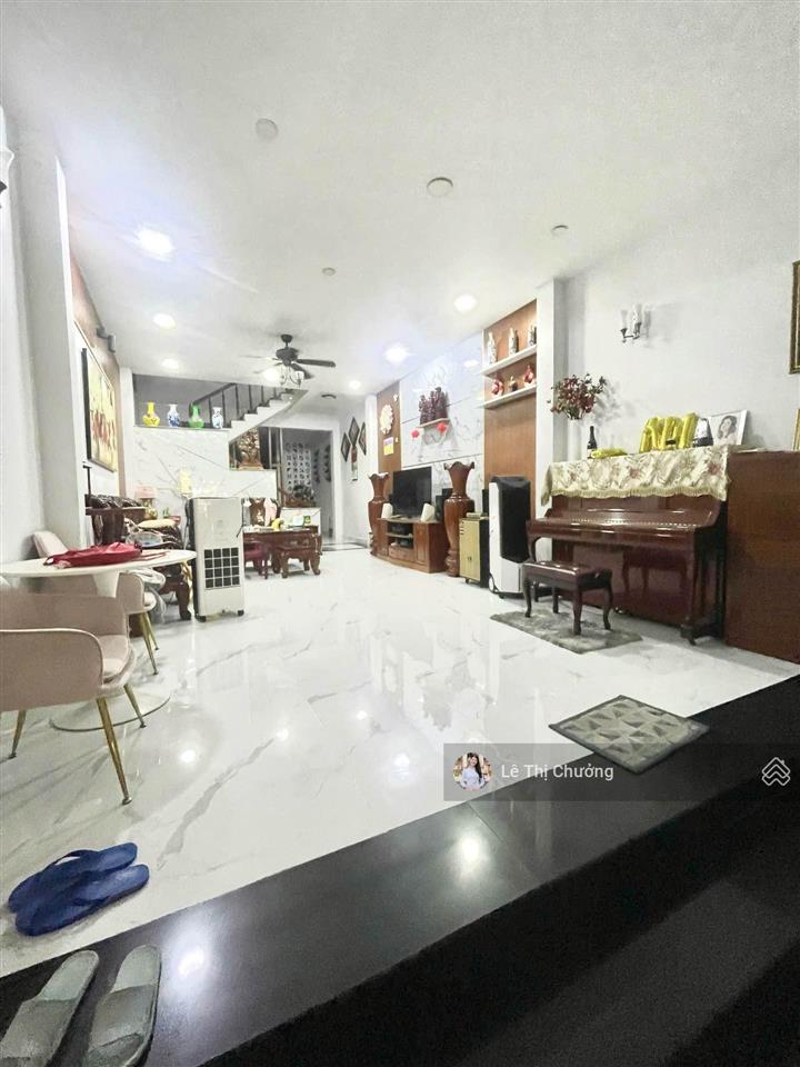 Bán nhà quận 7, xe hơi tránh, 3 tầng, ngang khủng 9m dài 18m, sát big c nguyễn thị thập, 18 tỷ nhic
