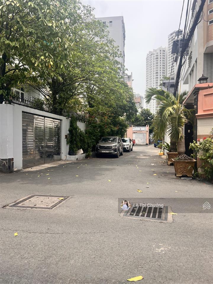 136m2, ngang to 7m, nở hậu, dài 20m, 3 tầng, xe hơi, kế vinhomes trần trọng cung quận 7, 12 tỷ nhíc