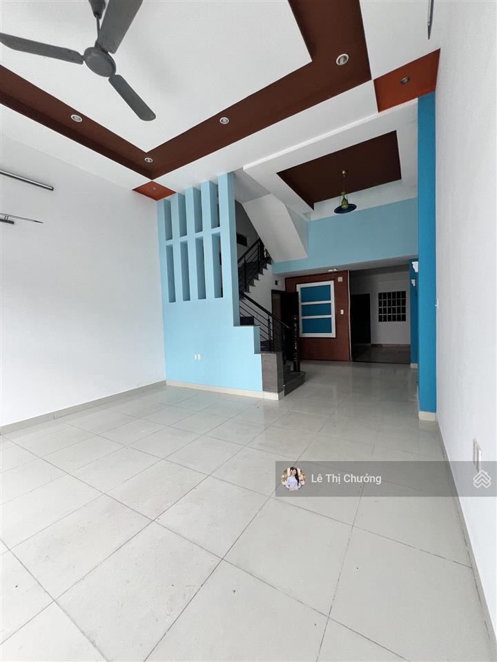 Bán nhà nở hậu 92m2, ngang 6,1m, 2 tầng, ô tô trong, kế đs 1 lý phục man, quận 7, 10 tỷ nhích tl
