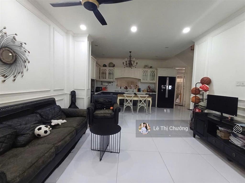Bán mặt tiền kd quận 7, 241m2, ngang to gần 10m, sát kdc nam long l, 4 tầng ở ngay, hơn 15 tỷ