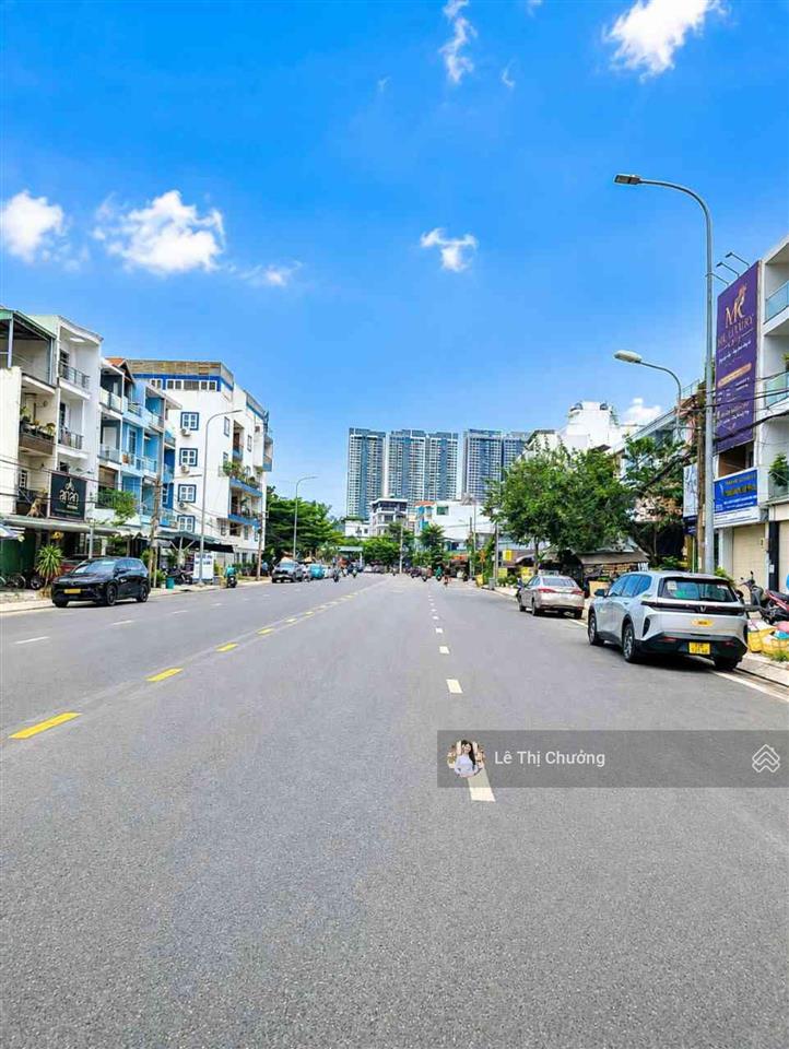 Bán nhà mặt tiền đ. phú thuận q7, 112m2, ngang 5.1m, 3 tầng, sát pmh, chỉ 16 tỷ tl