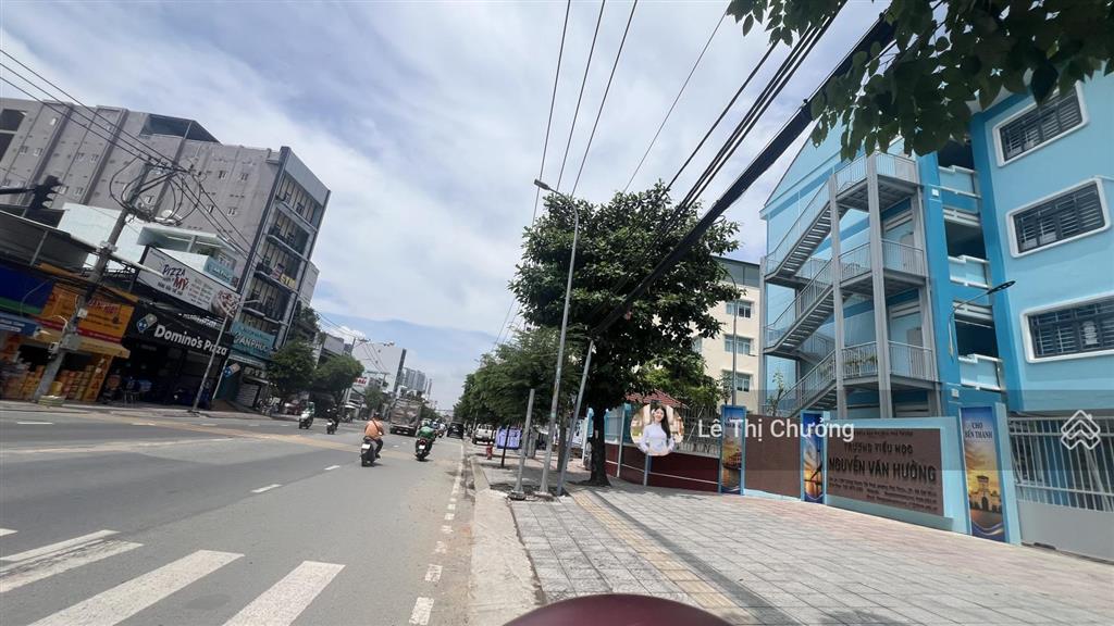 Bán nhà cấp 4 ngang 6m, 110m2, hiện hữu trước nhà 3.5m, 10m ra mặt tiền huỳnh tấn phát quận 7