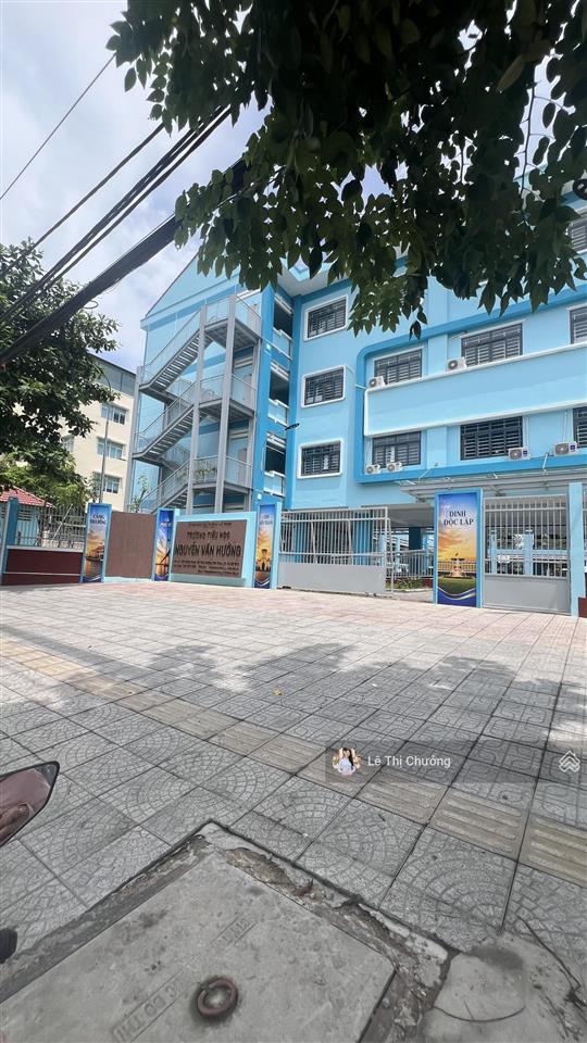 Bán nhà cấp 4 ngang 6m, 110m2, hiện hữu trước nhà 3.5m, 10m ra mặt tiền huỳnh tấn phát quận 7