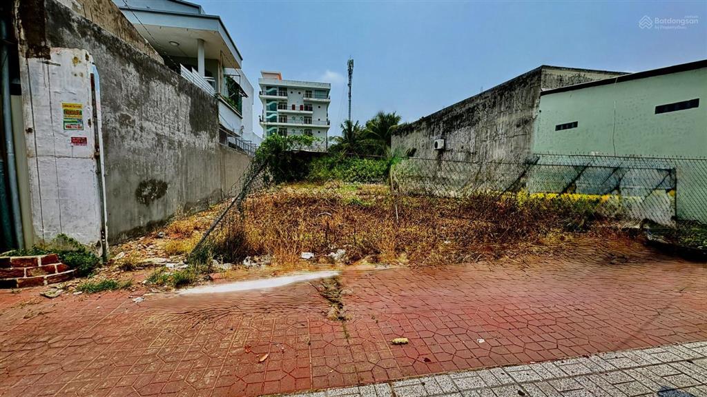 Đất gia đình cần bán mặt tiền mỹ thới, long xuyên