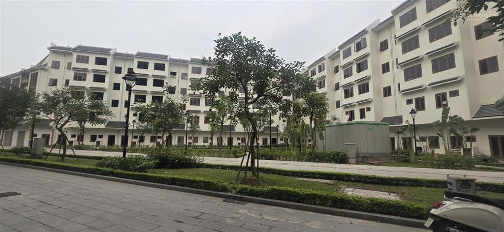 Bán căn liền kề lk4519 hinode royal park  vị trí đẹp đối diện vườn hoa, giá tốt nhất khu vực