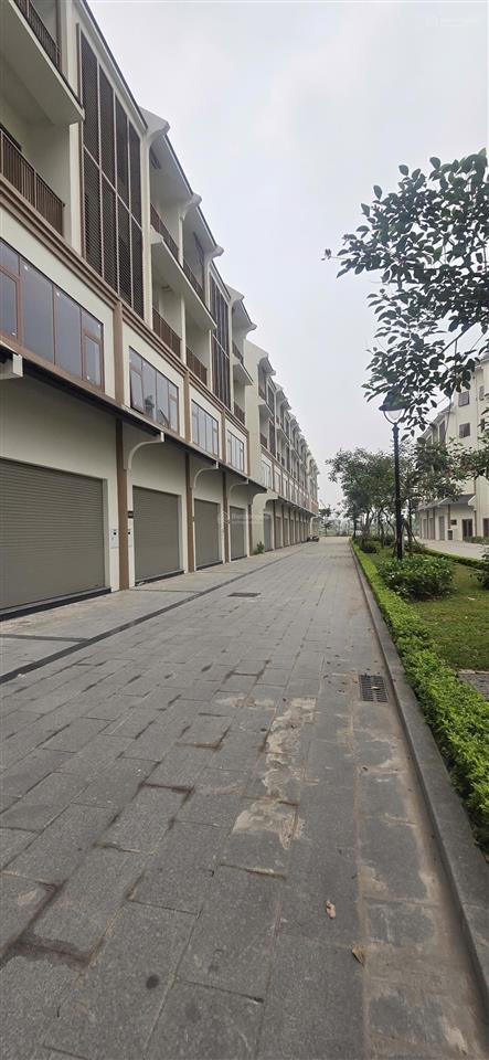 Bán căn liền kề lk4519 hinode royal park  vị trí đẹp đối diện vườn hoa, giá tốt nhất khu vực