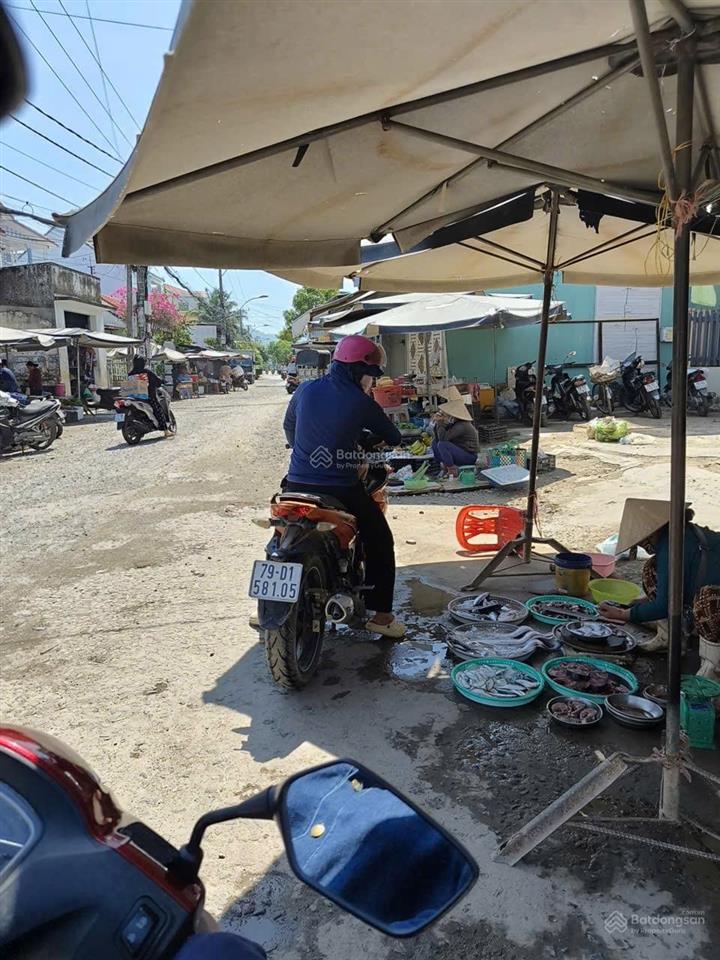 Bán đất tặng nhà cấp 4 khu tđc diên khánh cách tt nha trang 15 đi xe  1,295 tỷ