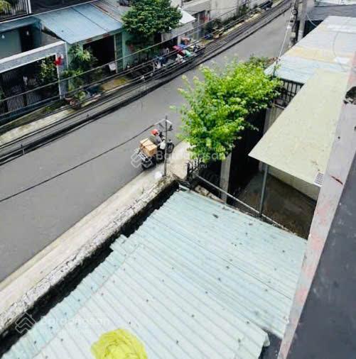 Bán nhà 3 tầng btct bình tân  200m2  10x20  chỉ 16.2 tỷ  hẻm 6m thông  giáp khu tên lửa