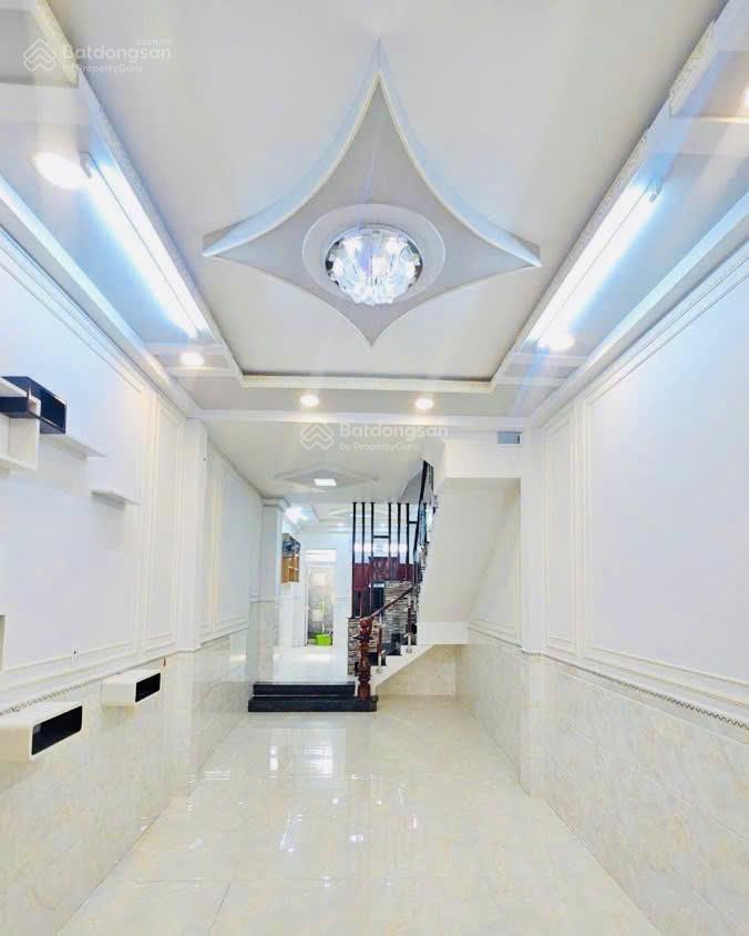 Nhà nở hậu 4 tầng q6  50m²  5pn 5wc 2 ban công & sân thượng  hẻm 4m thông  hoàn công  6,8 tỷ