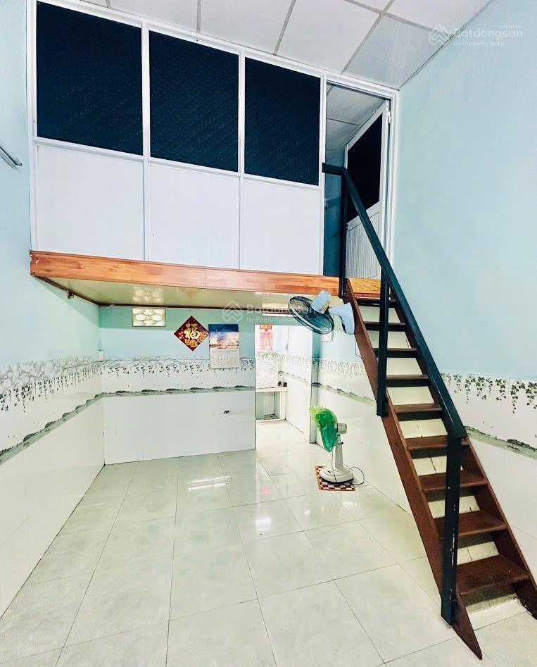 Bán nhà 2 tầng  âu cơ  24m2  2.5 tỷ  không lộ giới  1pn suốt 1wc  hoàn công  quận tân phú