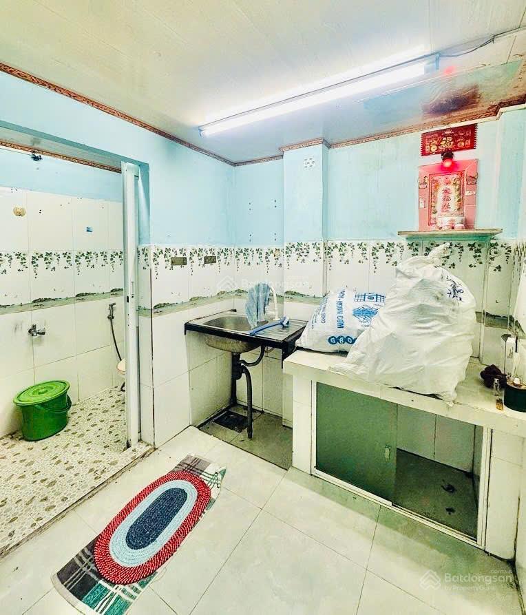 Bán nhà 2 tầng  âu cơ  24m2  2.5 tỷ  không lộ giới  1pn suốt 1wc  hoàn công  quận tân phú