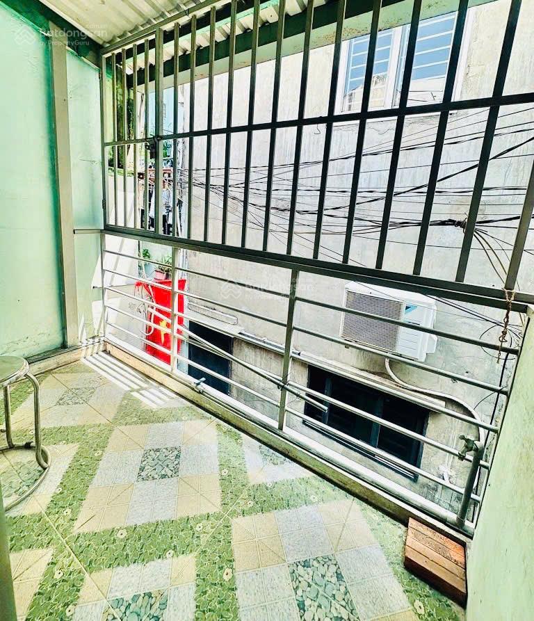 Bán nhà nở hậu 24m2  2pn 2wc ban công  2.768 tỷ  luỹ bán bích  quận tân phú  hoàn công đầy đủ