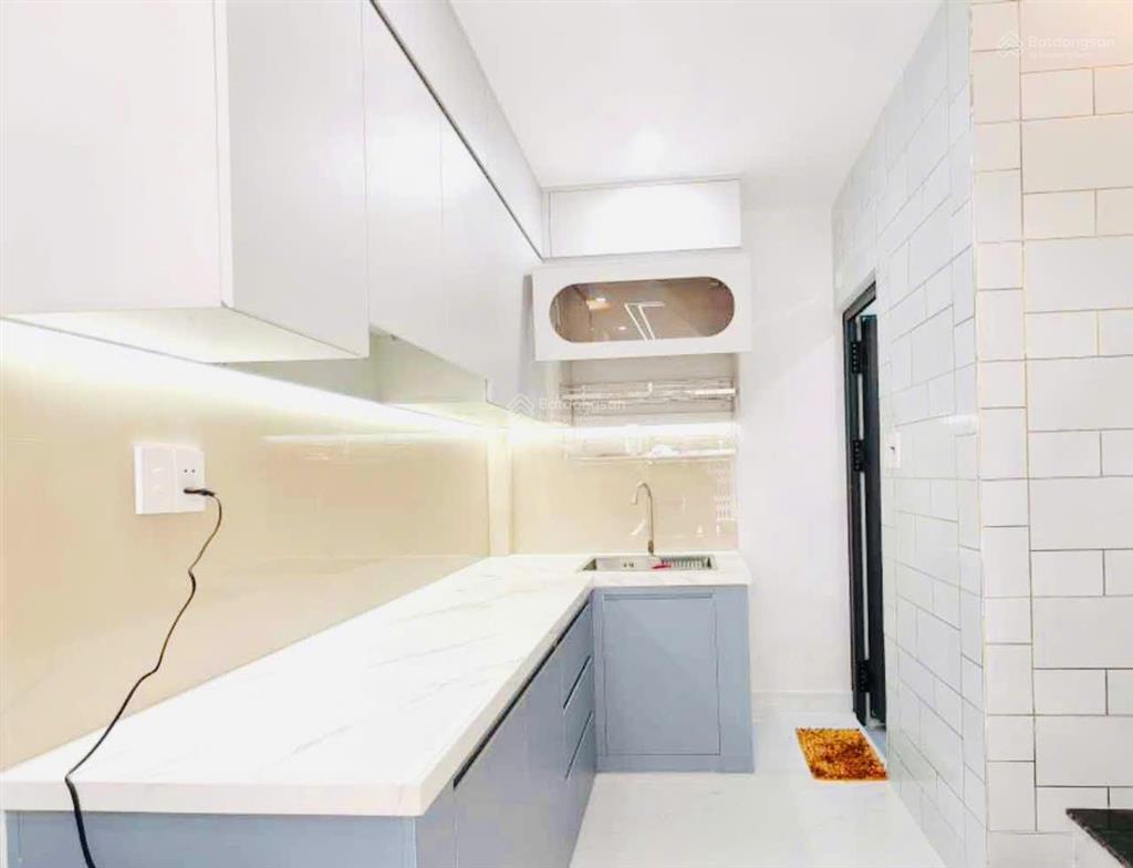 2 tầng tân phú  2pn 2wc ban công  hoàn công  chỉ 3.x tỷ  hẻm 3m thông tứ tung  phú thọ hoà