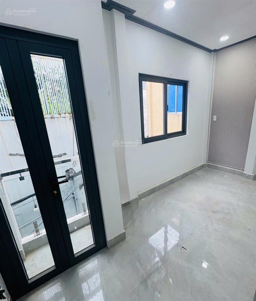 2 tầng bình tân  4.5x6  27m2  2.95 tỷ  hẻm 3m thông  2pn 2wc ban công  tỉnh lộ 10  hoàn công