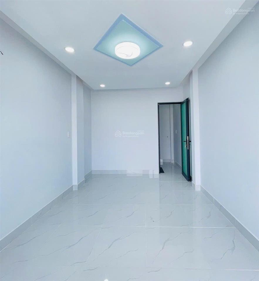 Nhà đẹp 3 tầng bình tân  24m²  3x8  hẻm 3m  3,1 tỷ  2pn 3wc 2 ban công  lê văn quới