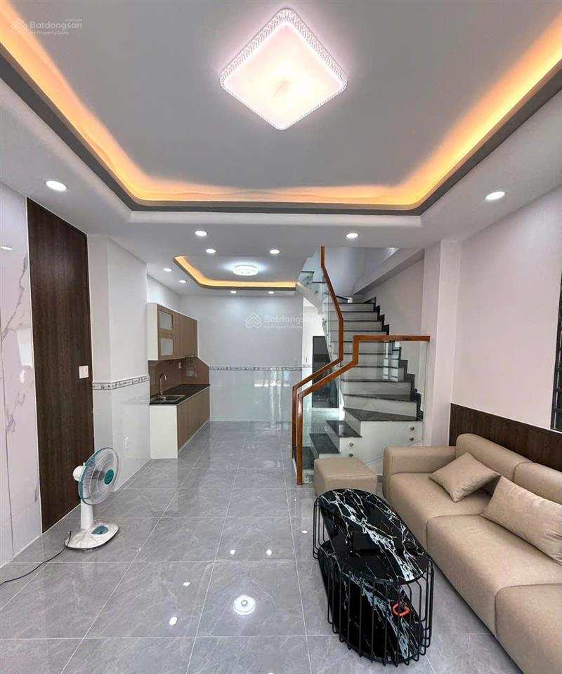 Có pn trệt  2 tầng bình tân  3pn 3wc ban công  hẻm xe hơi 4m  tỉnh lộ 10  5,35 tỷ  hoàn công