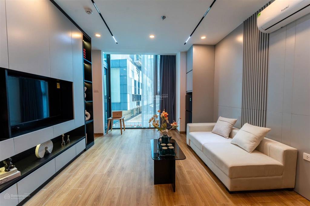 Ô tô,1n1k, nhà mới,ngay gần cầu giấy giặt sấy ban công lớn, có giảm giá 10% cho tháng sinh viên
