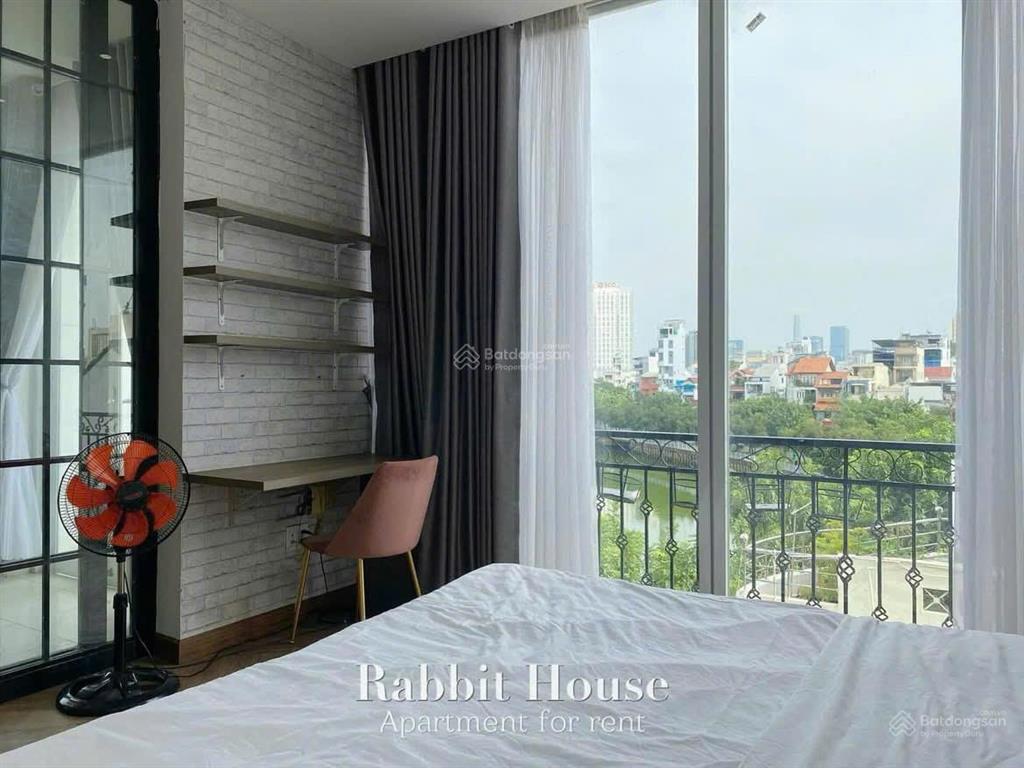2n1k view hồ tây, ô tô vào tận cửa, bancol, thiết kế thông minh đường lạc long quân, tây hồ