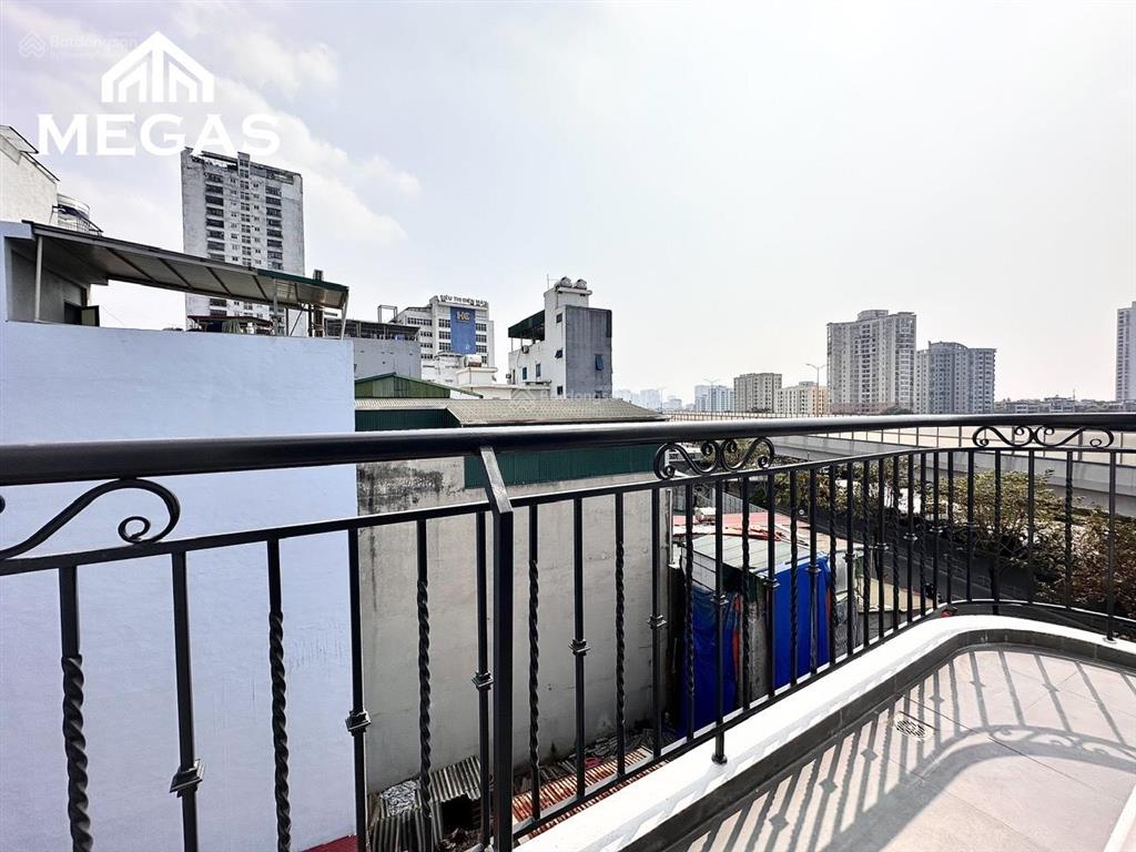 Sale căn 1n1k giặt sấy riêng như ảnh, full nt, bancol gần sát công viên hòa bình ô tô đỗ cửa btl