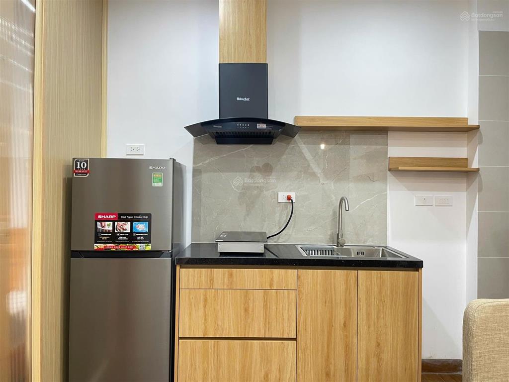 Khai trương studio  1n1k ô tô đỗ cửa, 50m đi bộ ra hồ, bancol thoáng view hồ tây đường trích sài