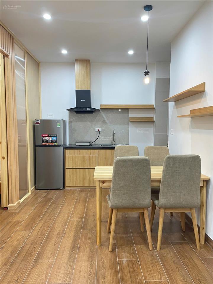 Khai trương studio  1n1k ô tô đỗ cửa, 50m đi bộ ra hồ, bancol thoáng view hồ tây đường trích sài