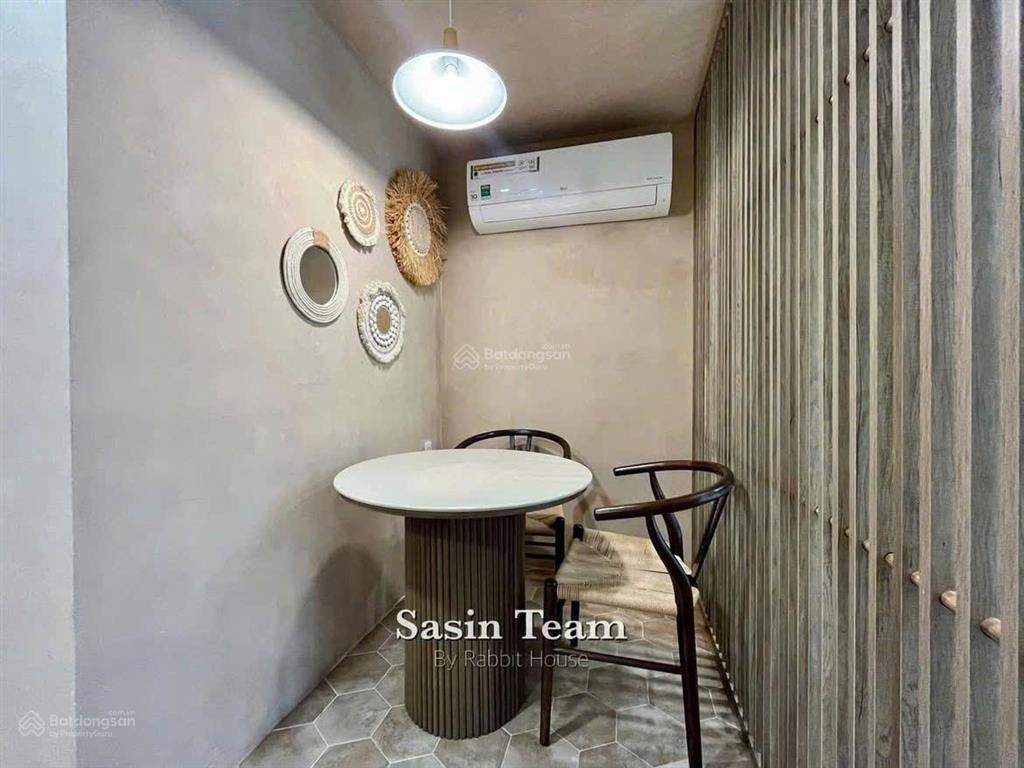 Hot!! căn studio1n1k ô tô đỗ cửa, gần sát ngoại giao đoàn,bancol giặt riêng xuân đỉnh bắc từ liêm
