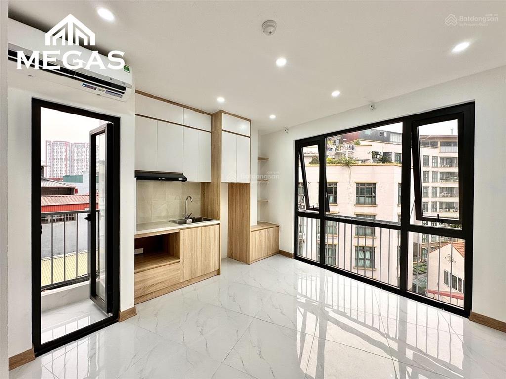 New, ô tô đỗ, đối diện sư phạm, giá 6 triệu, bancol, ngay xuân thuỷ cầu giấy