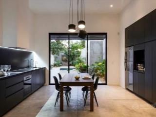 1 ngủ 1 khách, studio ô tô đỗ cửa, sân vườn, 60m2 5 phút đi bộ tới tây hồ, full nội thất mới tinh