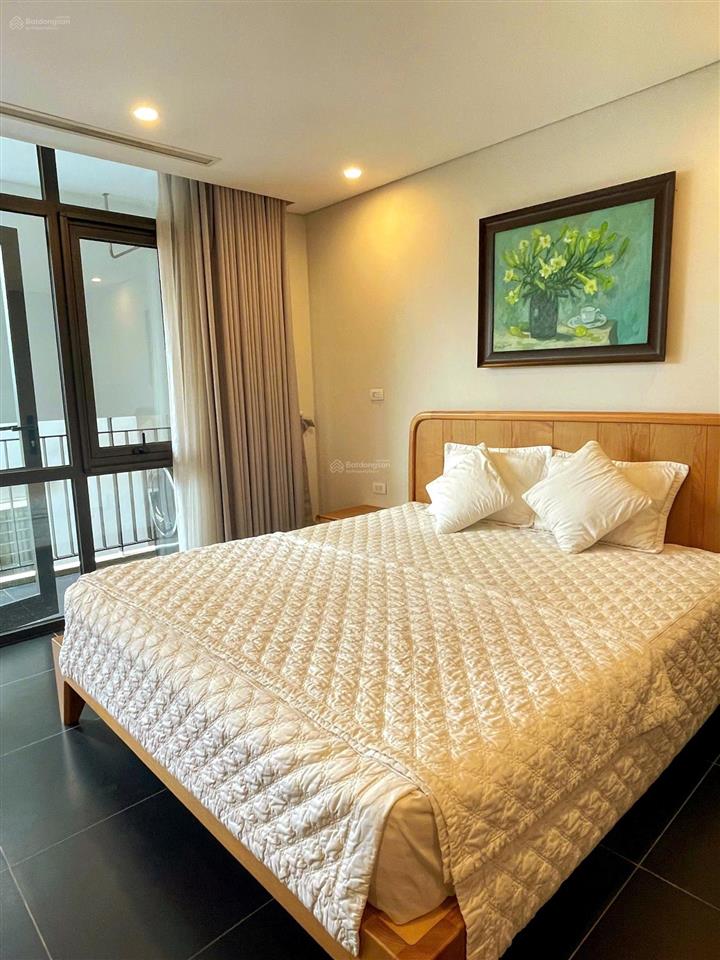 Luxury apartment ba dinh| căn hộ cao cấp ô tô đỗ cửa, full nội thất gần phố cổ, lăng bác