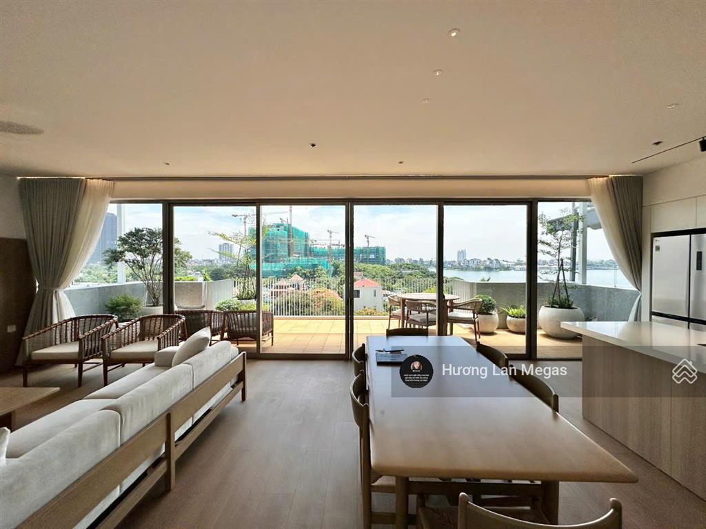 Luxury serviced apartment for rent in west lake hanoi | lake view | 50m to west lake