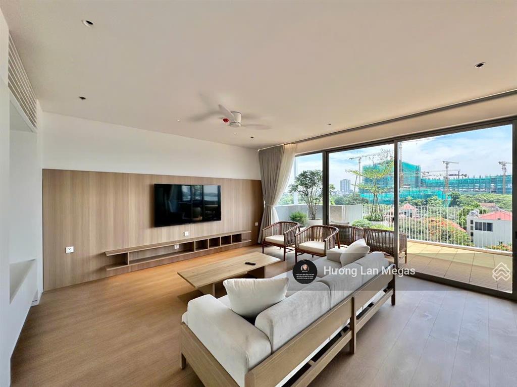 Luxury serviced apartment for rent in west lake hanoi | lake view | 50m to west lake