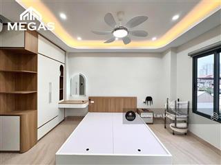 Ban công rộng, 1n1k cho thuê ngay cầu giấy, nhà mới ô tô đỗ cửa gần ga metro chỉ 7,xtr