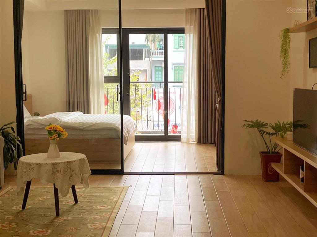 Mặt phố đội cấn, ô tô đỗ cửa  cho thuê ccmn studio, 1n1k full nội thất tại tại ngọc hà ba đình