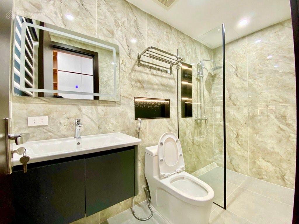 Ô tô đỗ cổng, thạch bàn, long biên 40m² 5 tầng 6.5 tỷ có tl