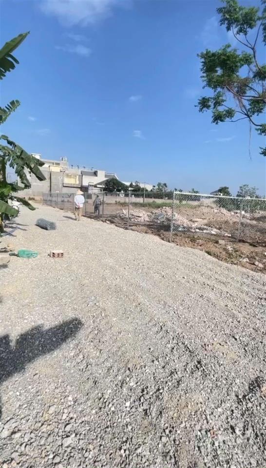 Bán 3000m đất 03 không quy hoạch đường phan đăng lưu hồng thái an dương hải phòng 2,3 triệu/m