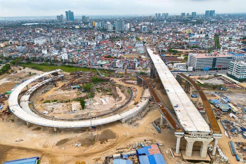 Căn góc biệt thự duy nhất giá chỉ 8 tỷ 759 diện tích 111,4 xây 3 tầng,đón đầu cầu nguyễn trãi