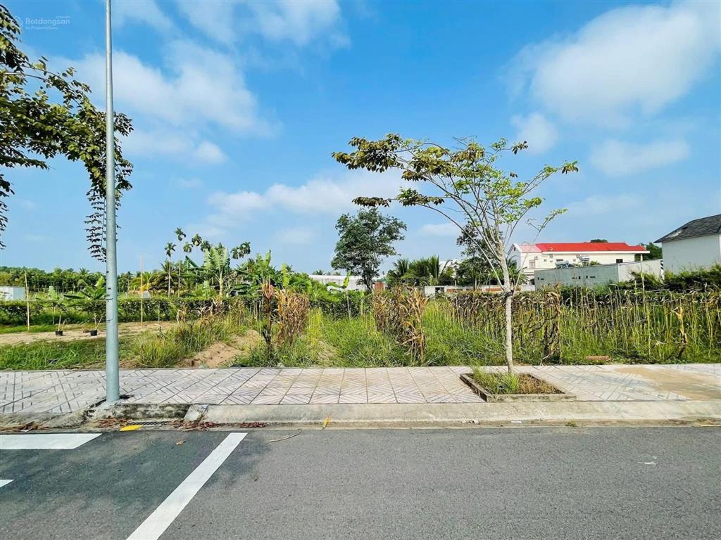 Đất nênnền trung tâm , đón đầu hạ tầng , gia tăng giá trị