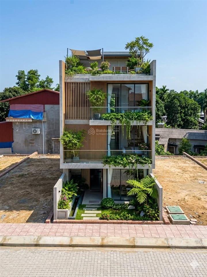 Cần bán gấp mảnh 100m2 vì không chịu được lãi xuất ngân hàng