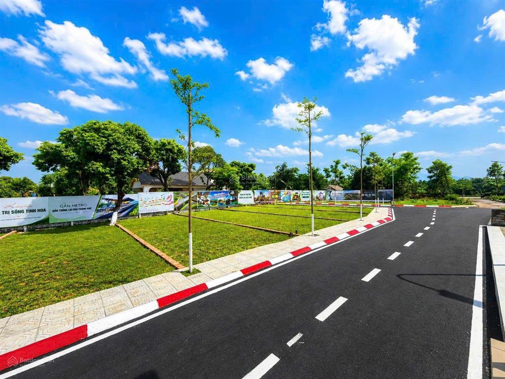 Cần bán gấp mảnh 100m2 vì không chịu được lãi xuất ngân hàng
