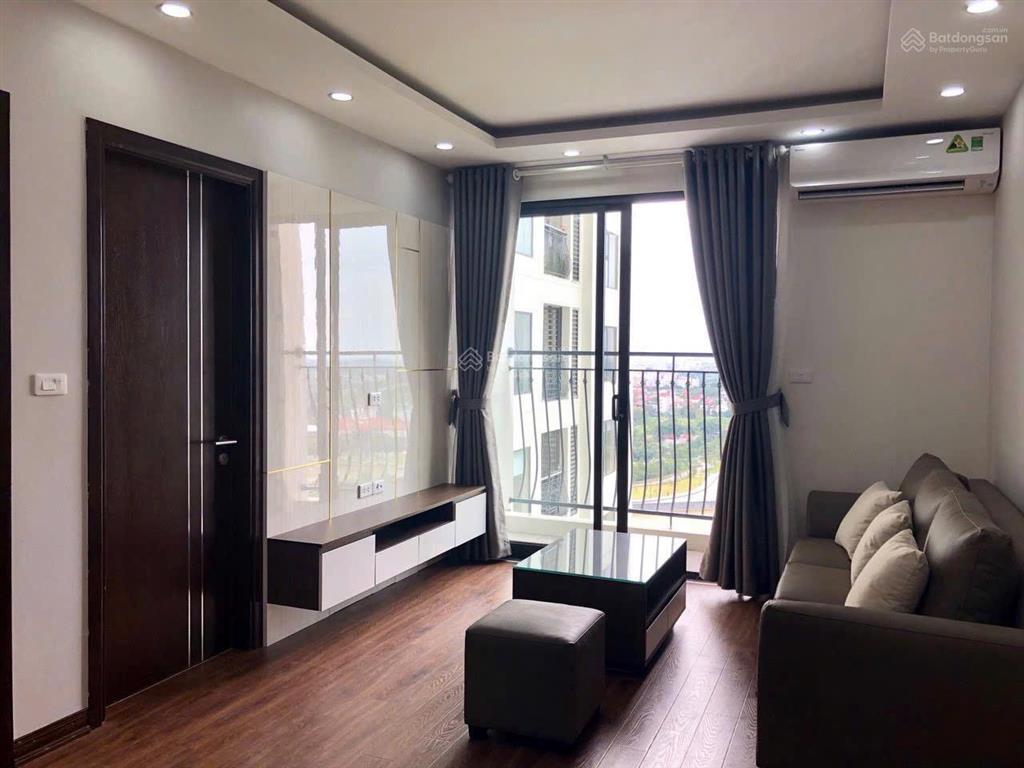 Em cho thuê 2pn tại hdi tây hồ nội thất cb, tầng đẹp, view hồ giá 10tr/th,  0973 177 *** zalo