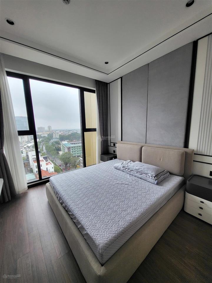 Em cho thuê 2pn tại hdi tây hồ nội thất cb, tầng đẹp, view hồ giá 10tr/th,  0973 177 *** zalo