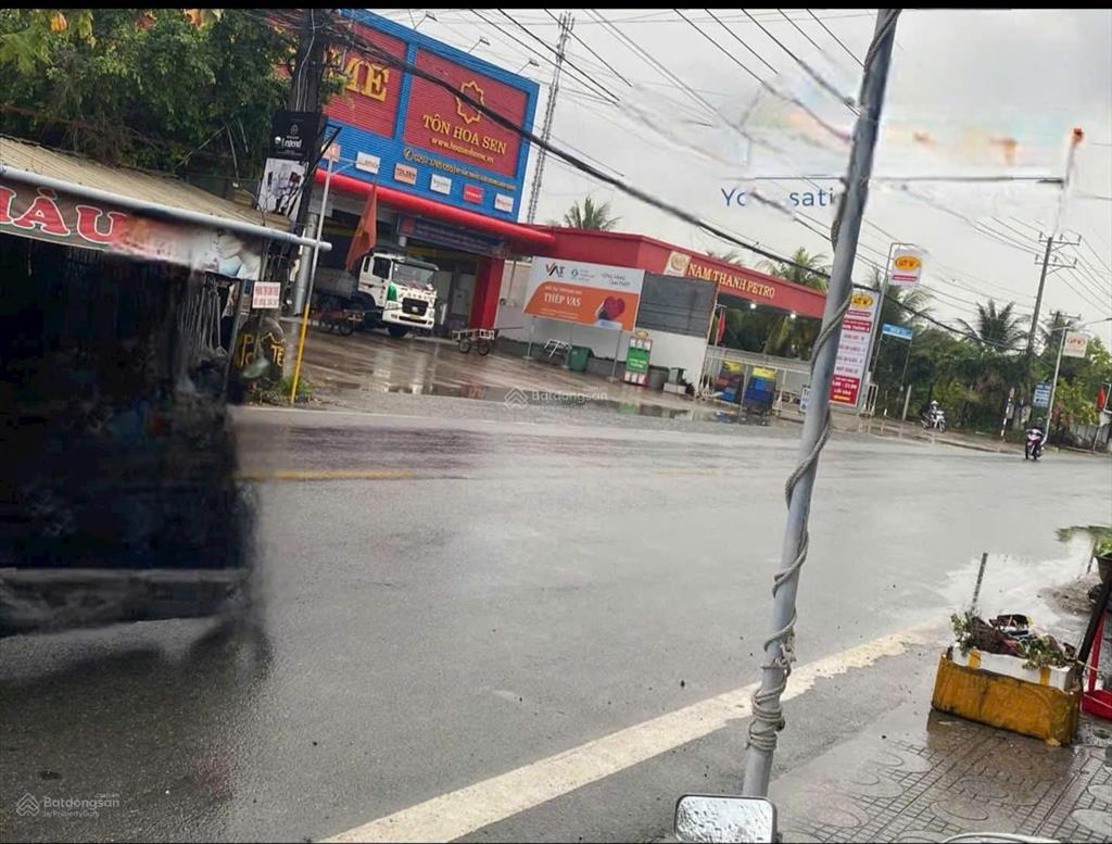 Bán nhà mặt tiền khu phố tám thước, giá cực chất 5,9 tỷ, 1036m2, kiên lương, kiên giang