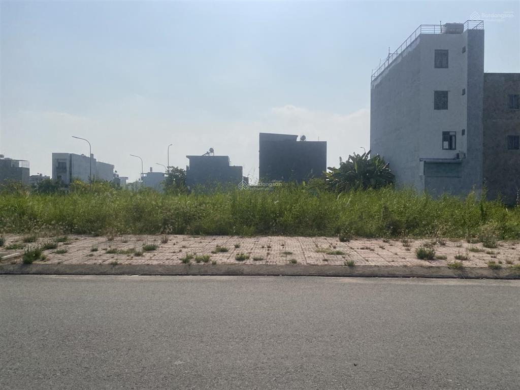 Giá đầu tư chỉ 70 triệu/m2 mặt tiền đường 20m centana điền phúc thành