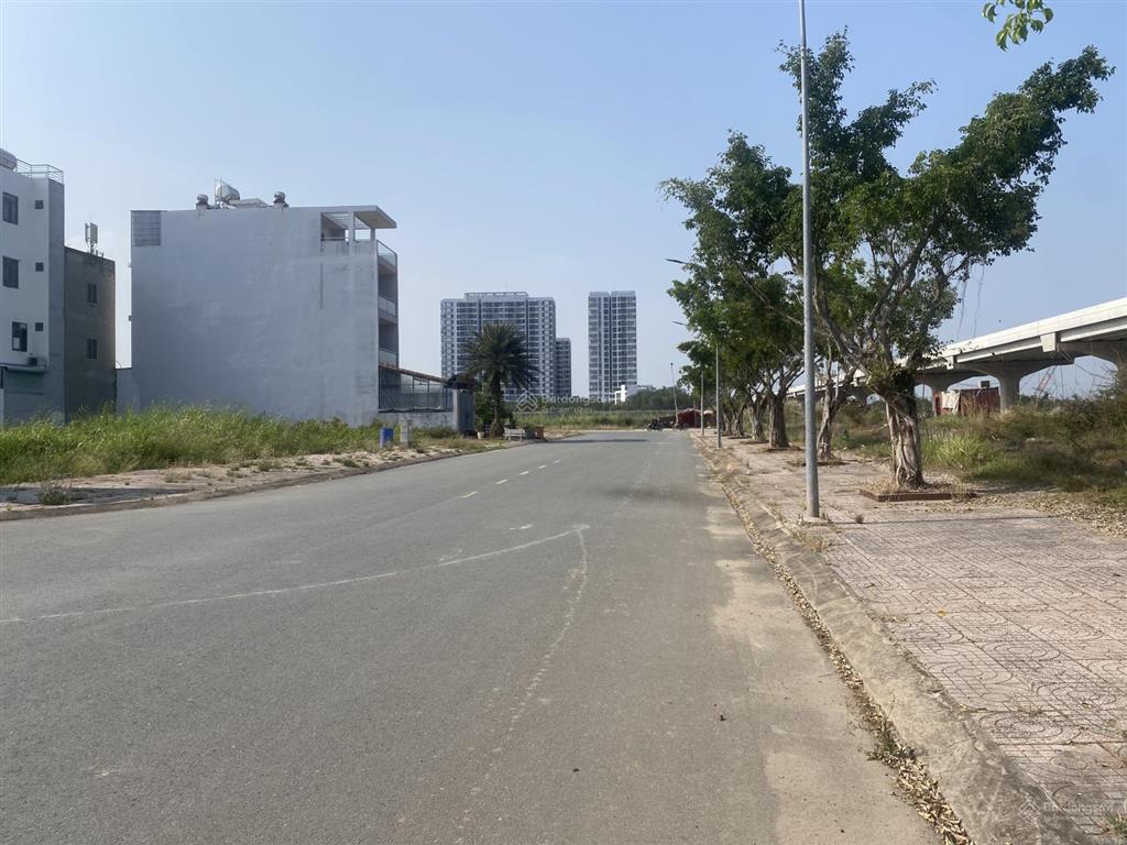 Giá đầu tư chỉ 70 triệu/m2 mặt tiền đường 20m centana điền phúc thành