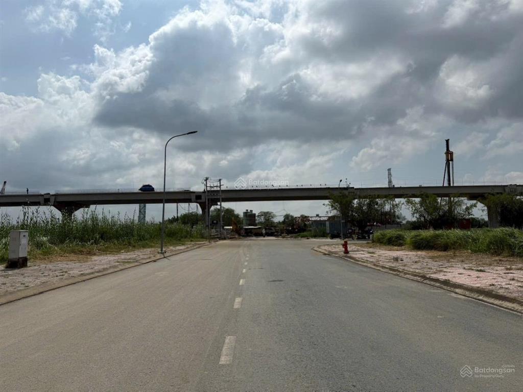 Kẹt tiền bán gấp 5x17=85m2 sổ vuông chỉ 4,95 tỷ