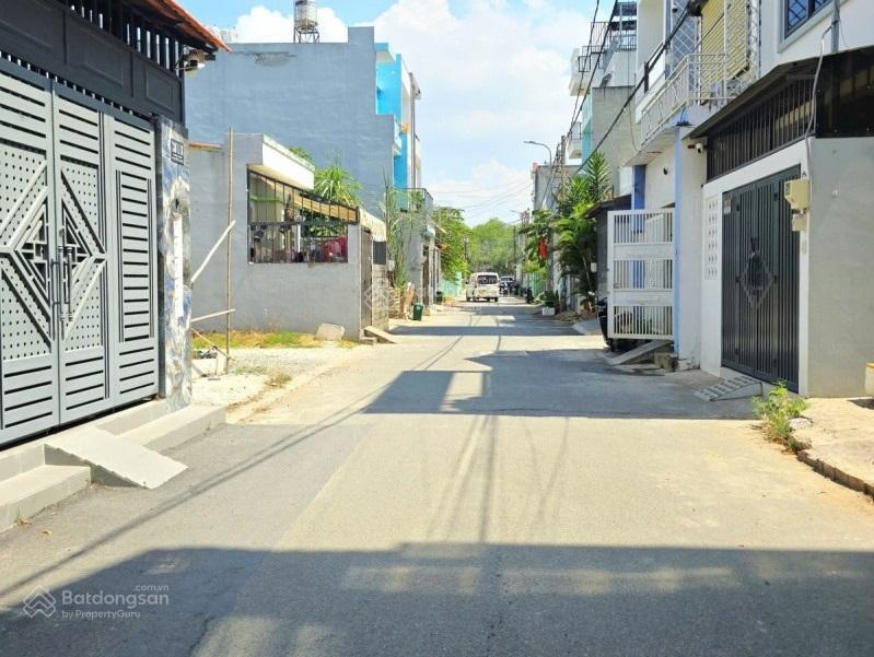 Hẻm lã xuân oai thông qua nguyễn duy trinh, đường ô tô tránh, nhà 2 tầng nhỉnh 4 tỷ